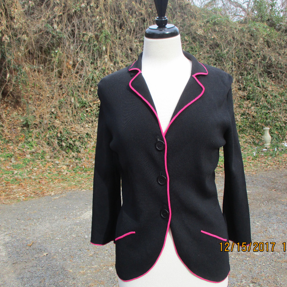 BCBG Jackets & Blazers - 👗C BCBG Maxazra Career Blazer Jacket Button Up  M
